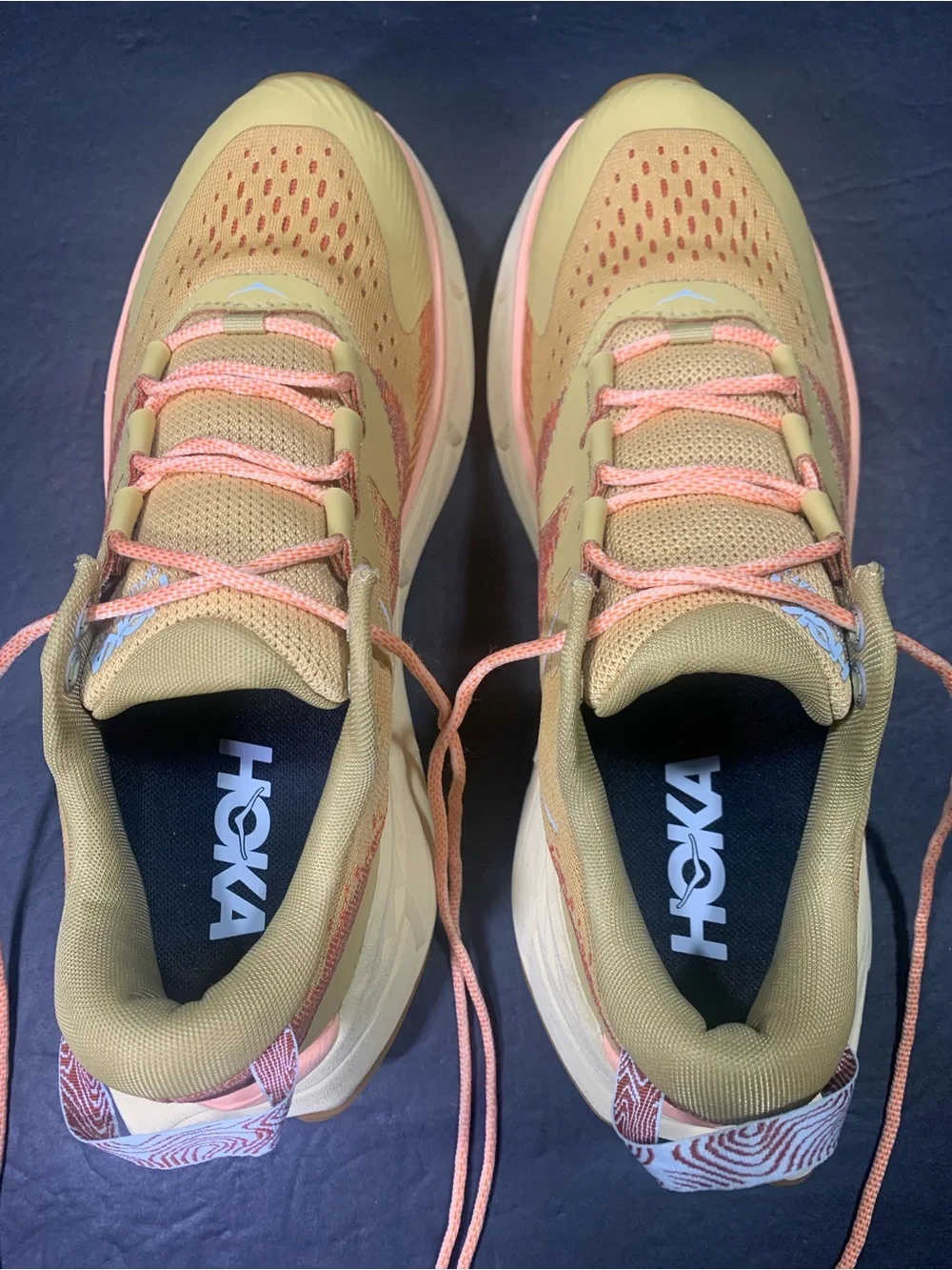 Hoka skyline float